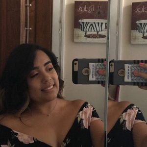 Meet your Posher, Ozury